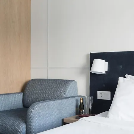 Tallink Silja Line Ferry - 2 Nights Return Cruise To Stockholm * هلسنكي