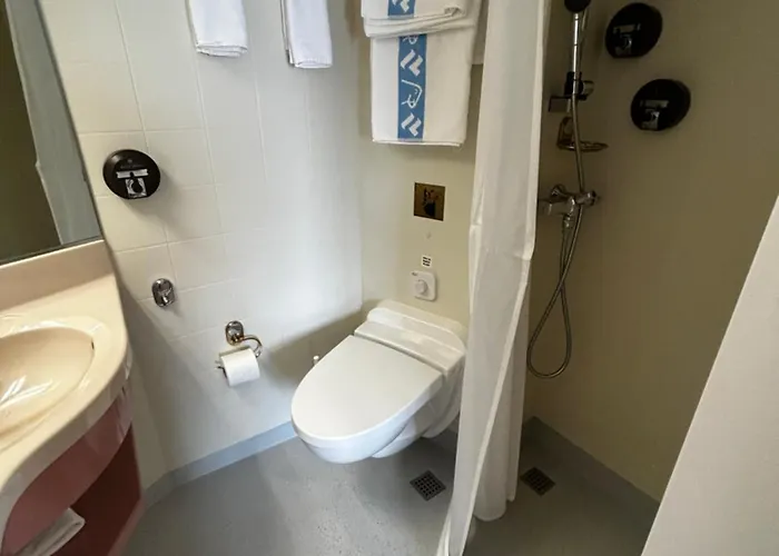  Tallink Silja Line Ferry - 2 Nights Return Cruise To Stockholm *